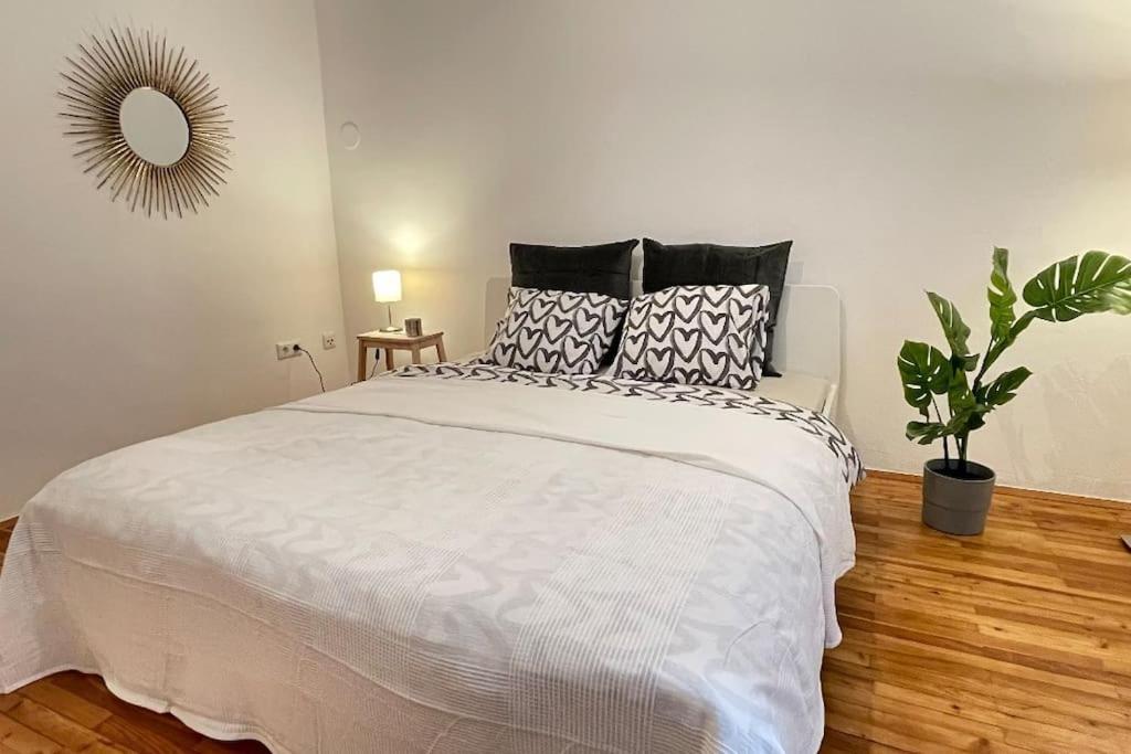 Mariahilfer Street Apartment Vienna Luaran gambar
